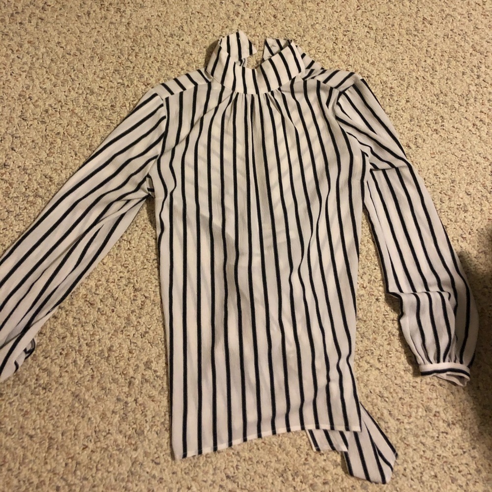 Women’s blouse